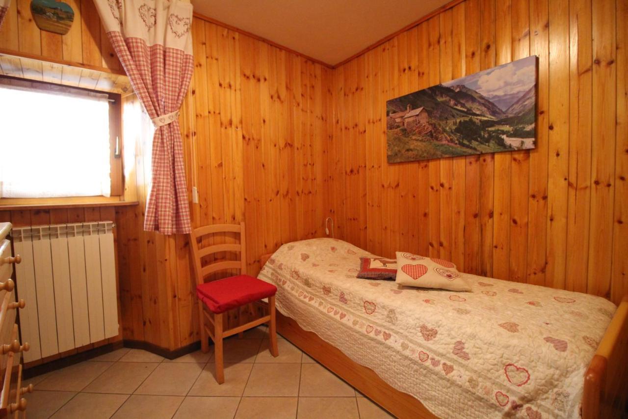 Lo Stambecco Holiday Apartment - Affitti Brevi Italia Brusson Exteriör bild